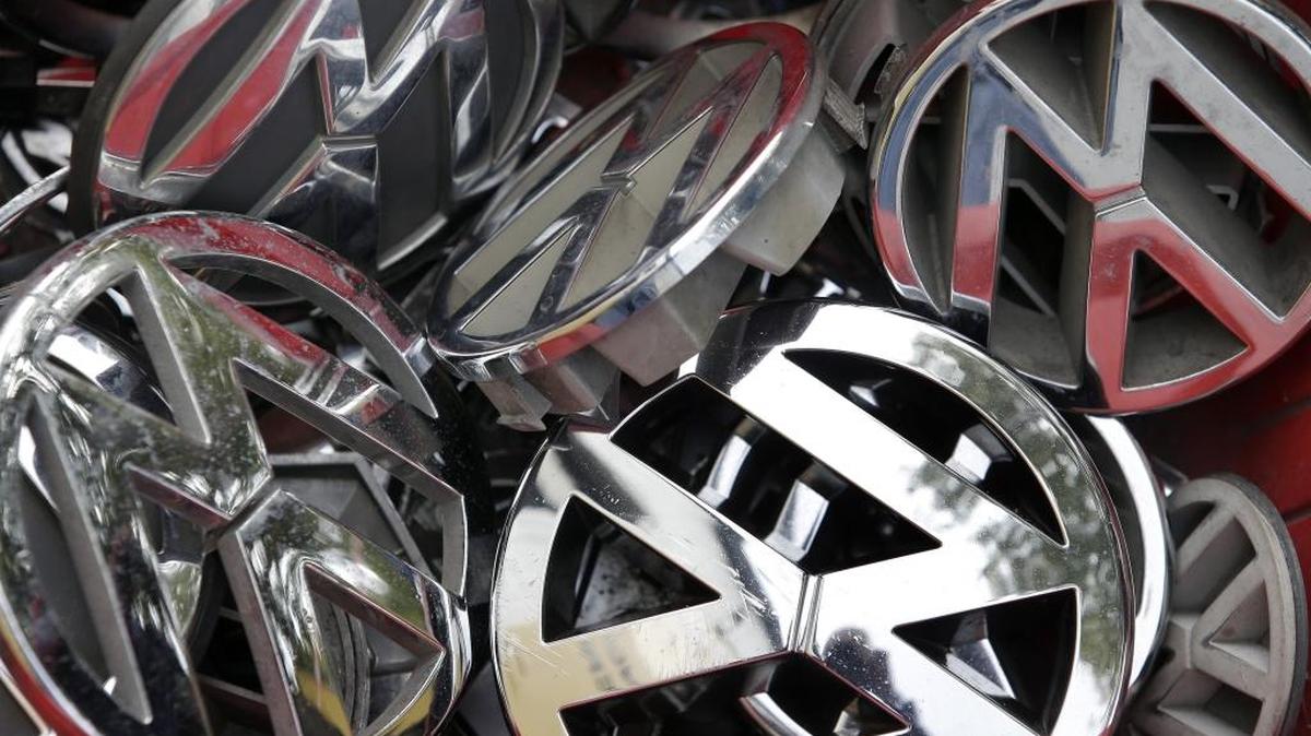 
A lawsuit filed Friday in Sacramento seeks court certification as a class action on behalf of “tens of thousands” of Californians who purchased or leased one or more of the diesel VWs secretly equipped by the manufacturer with a device that defeated emissions tests by federal and state regulators. Model years 2009 to 2015 are targeted in the complaint.

