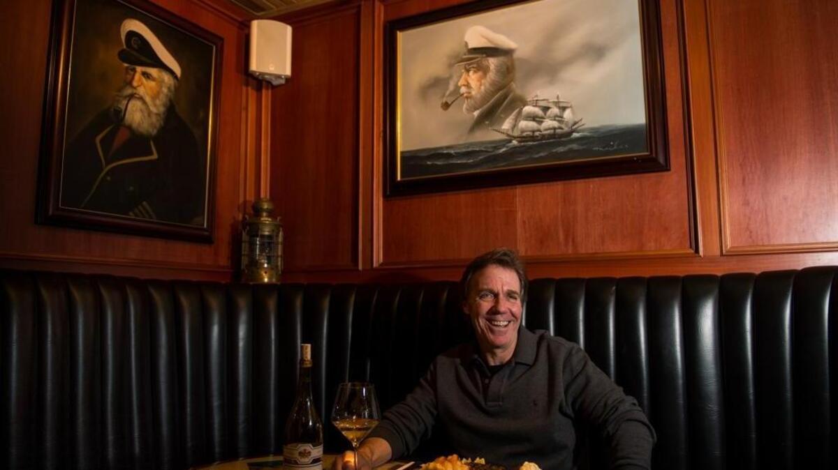 Owner Steve Ryan of longtime lobster and steak restaurant Rudy’s Hideaway in Rancho Cordova said his Christmas Day business was the best ever. Retailers throughout the area are reporting strong shopping numbers, as are restaurants. Ryan said many customers were ordering the pricier items on the menu.