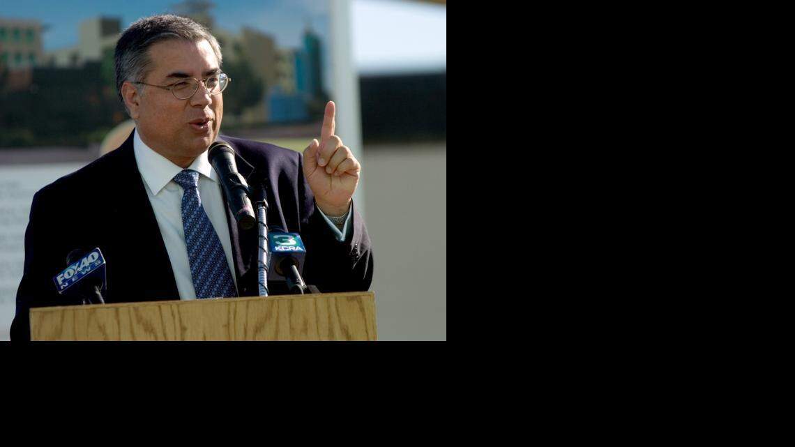 
Two Sonic Drive-In restaurants that were closed as part of the collapse of Abe Alizadeh’s restaurant empire will be reopening this summer in Roseville and Yuba City.
