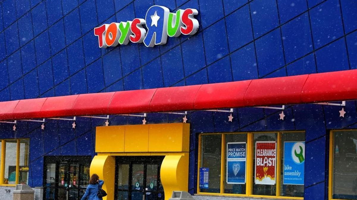 A Toys “R” Us store in Pittsburgh, Wednesday, Jan. 24, 2018. This store is one of the approximately 150 stores Toys “R” Us plans to close nationwide as part of its Chapter 11 bankruptcy reorganization plan. Going-out-of-business began Wednesday, Feb. 7, 2018.