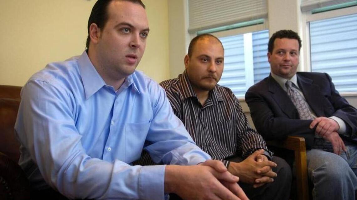 At last minute, Obama commutes prison sentence of Modesto pot dispensary operator