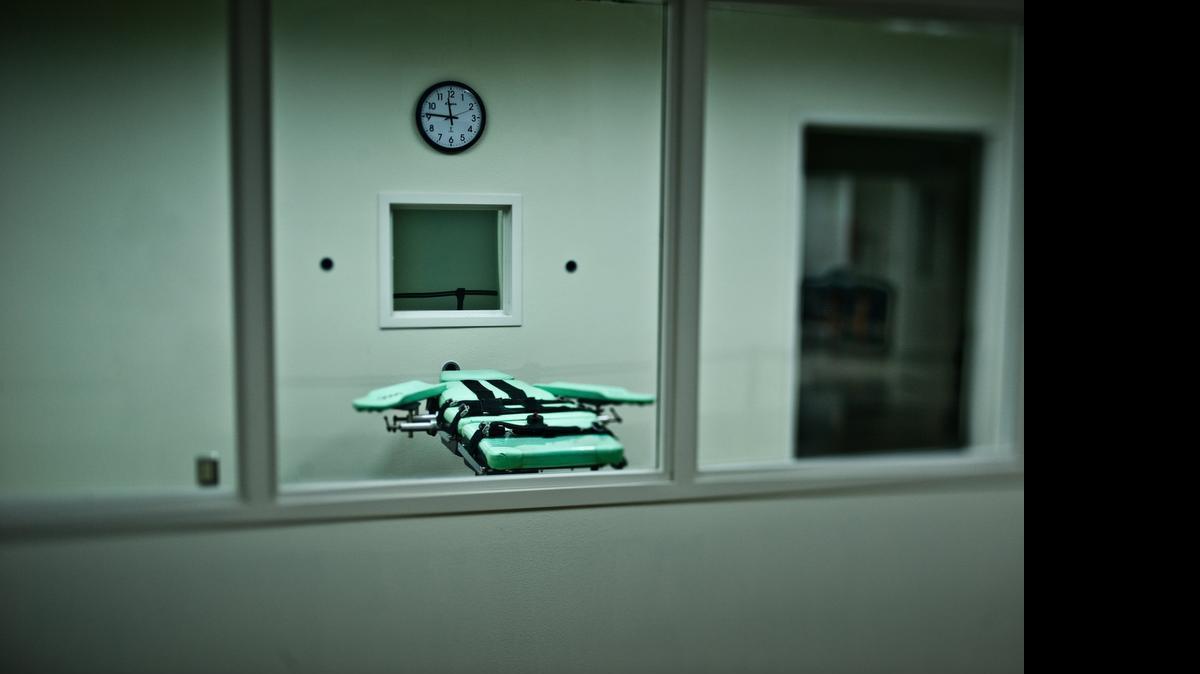 
An agreement that calls for just one deadly drug to be administered to people sentenced to death, instead of three, is a theoretical streamlining of the execution process, but it is not expected to expedite state-sanctioned killings in California.
