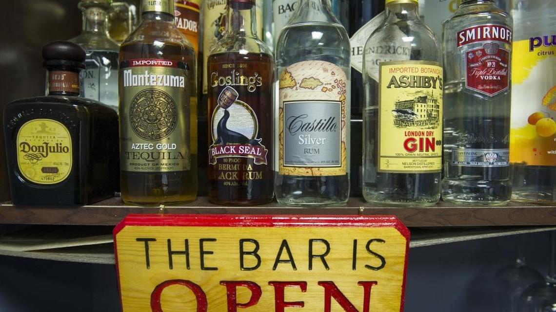 Should bars in California be allowed to extend their hours to a 4 a.m. closing time? A new California Senate bill would allow it.