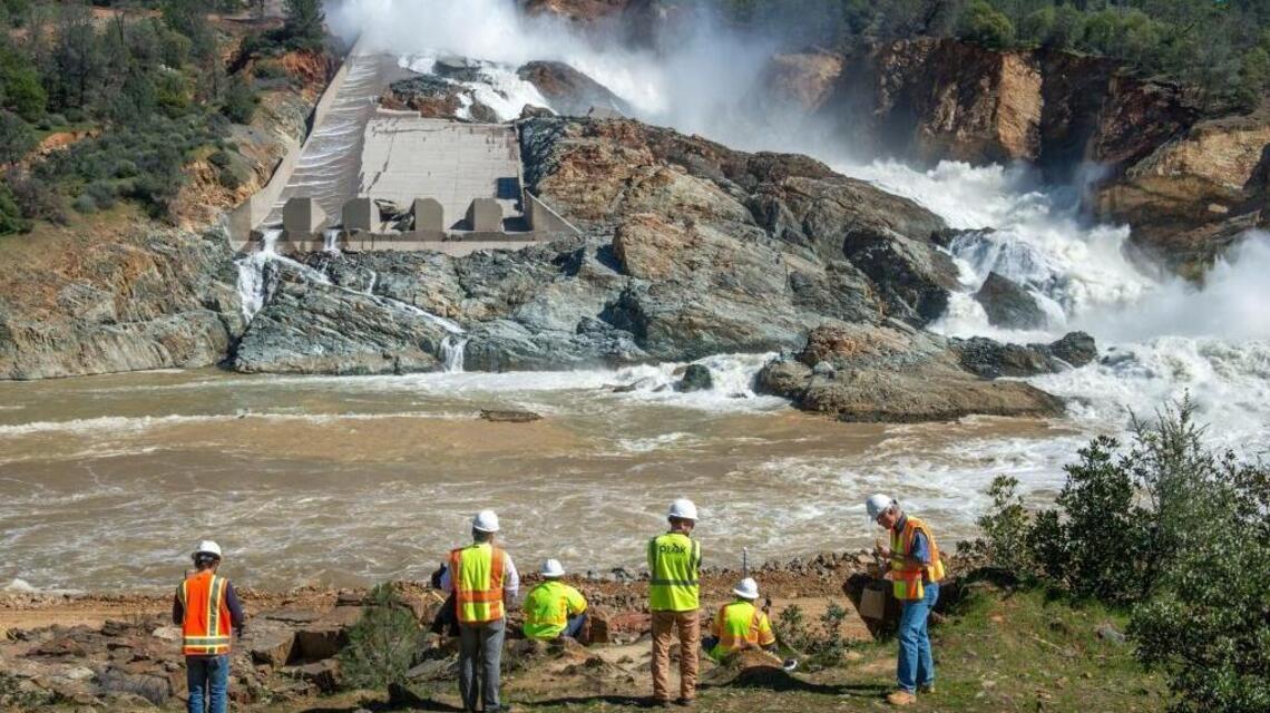 Oroville Dam repairs will be long, complicated. Here’s a look at who might do the work.