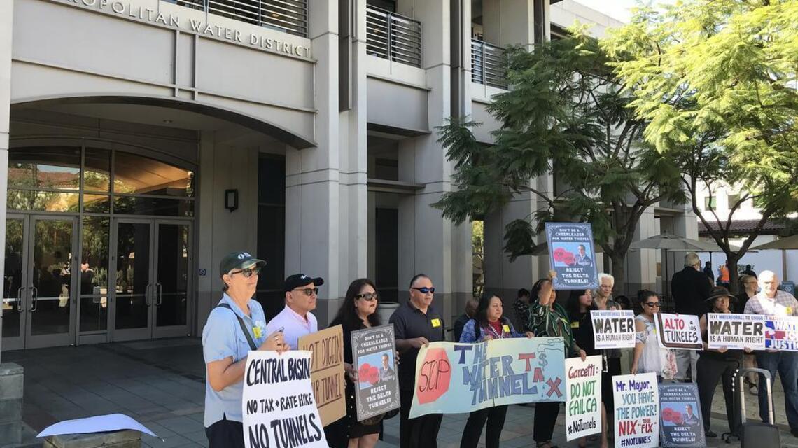Southern California might pay for two Delta tunnels after all