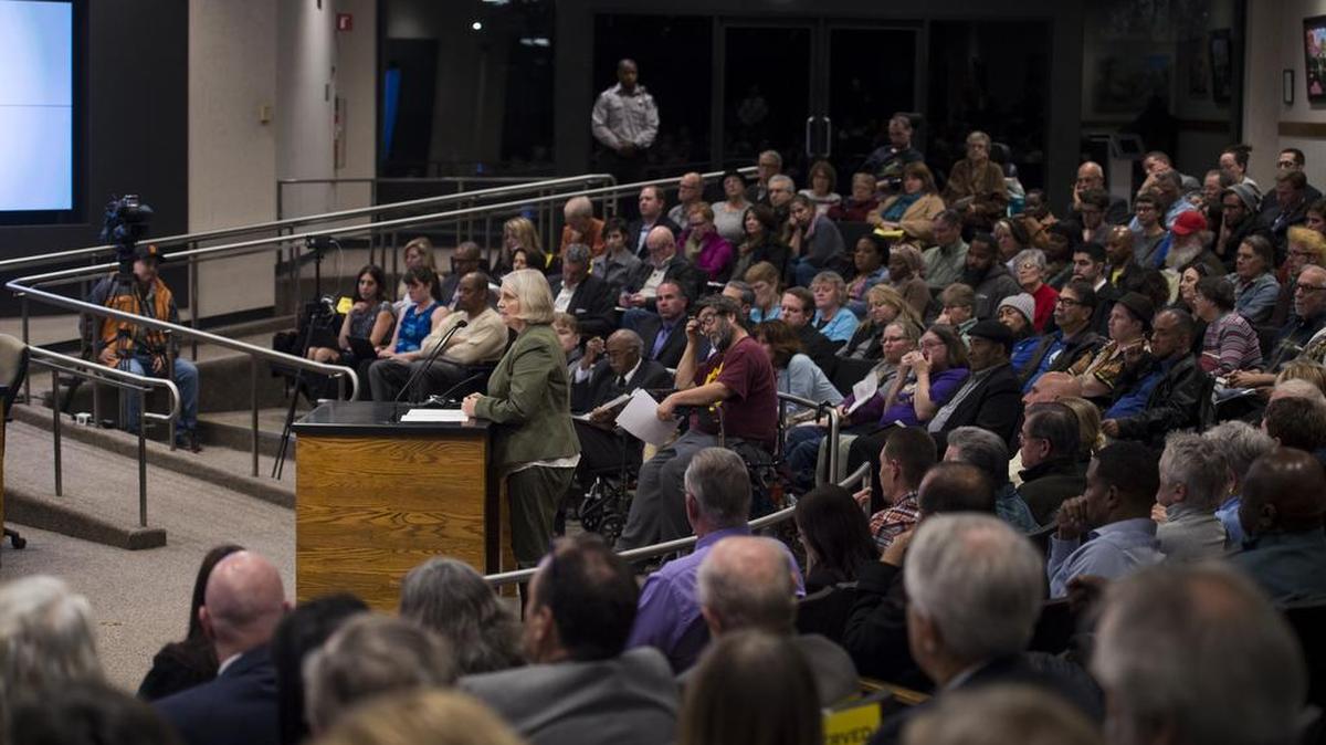 Sacramento Housing and Redevelopment Agency officials speak at a special joint meeting of the City Council and Sacramento County Board of Supervisors to tackle homelessness Jan. 31. The agency has backed a plan by Mayor Darrell Steinberg to redirect additional housing vouchers to the homeless.