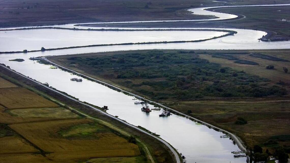 Lawsuit accuses regulators of loosening Sacramento Delta water rules