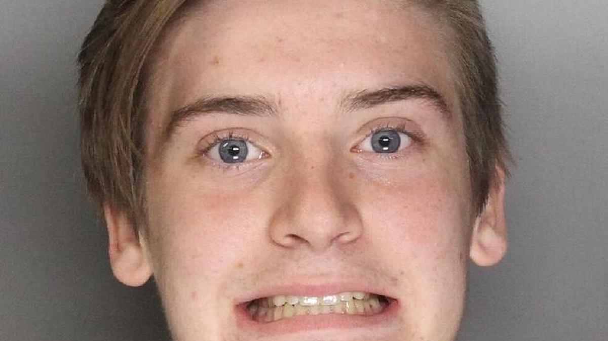 Adin Howardgustin, 18