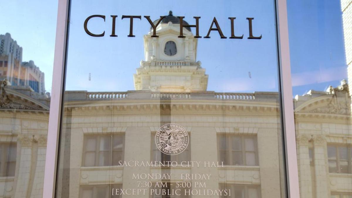 
The Sacramento City Council approved on Tuesday, Sept. 15, 2015, a package of “good governance” measures, including creation of an ethics commission and an independent redistricting commission.
