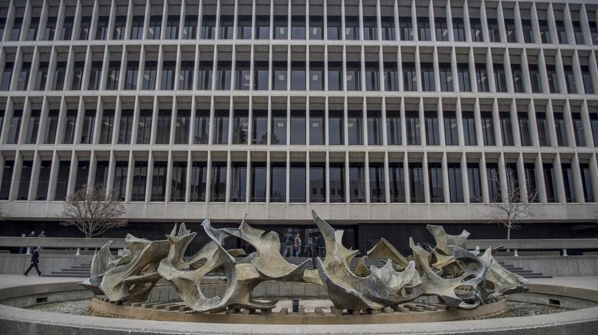 The action taken against Judge Jaime Román, who presides at Sacramento Superior Court, falls roughly midway on the scale of judicial commission disciplinary actions, between an advisory at the lowest end and removal from the bench.