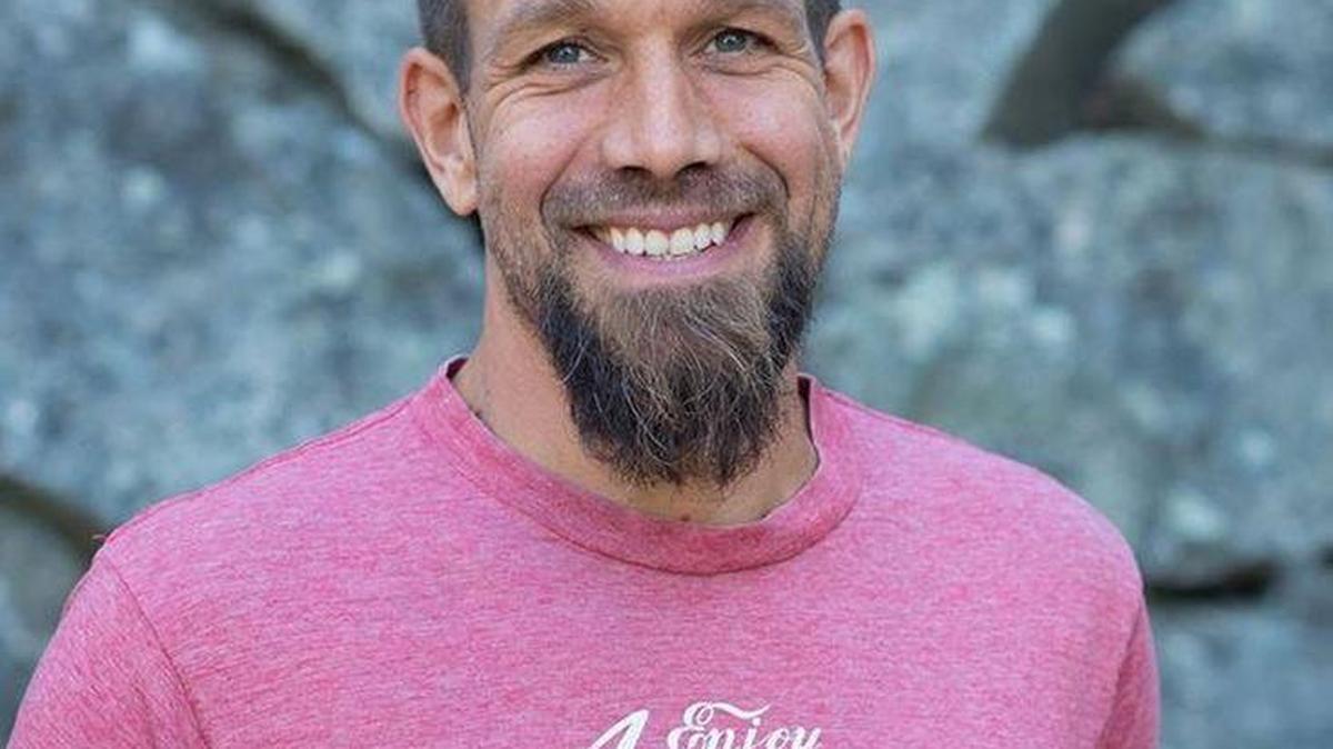 Aaron Pappas was considered to be particularly good at acroyoga. Done by partners, this practice combines acrobatics and yoga.