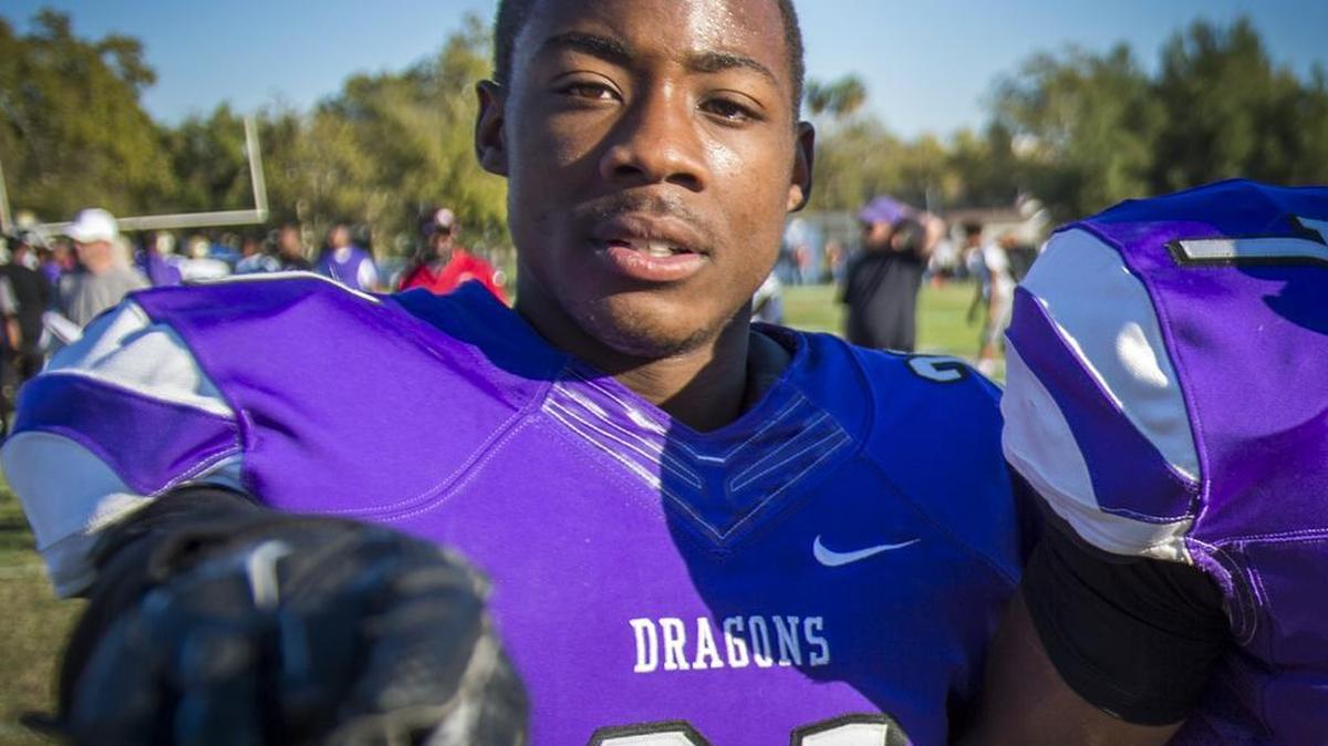 Deston Garrett, of Sacramento High School, at football game against Burbank High School on Oct. 31, 2015.
