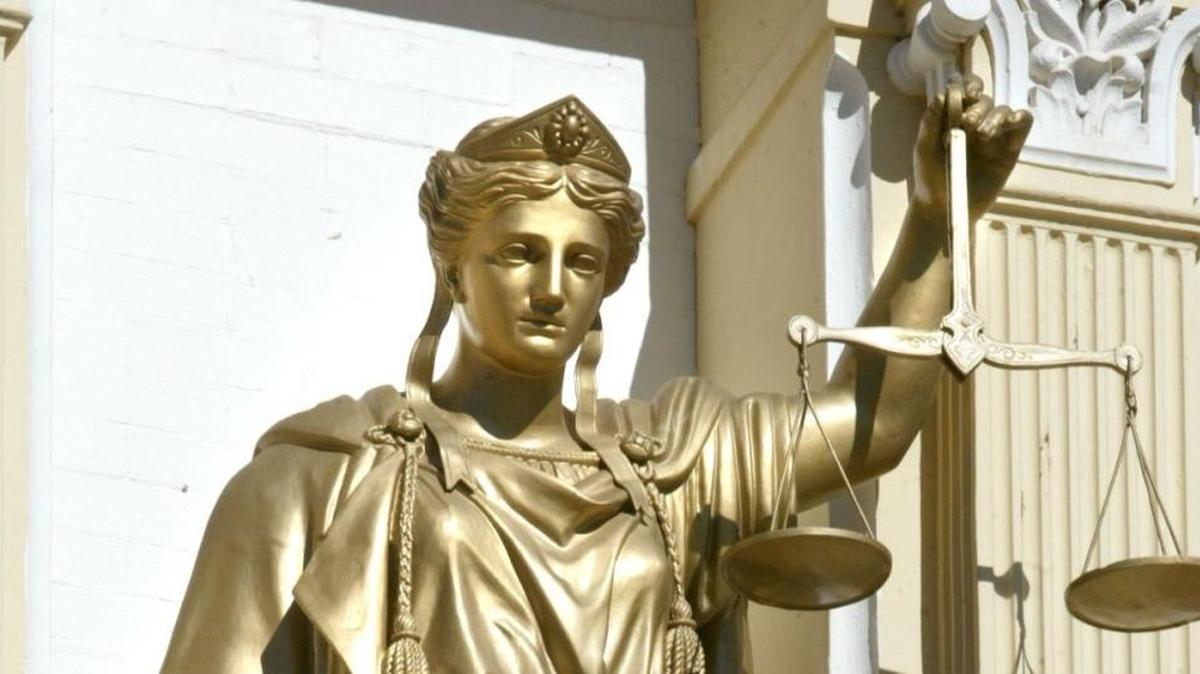 Sundeep Dharni, who was convicted of conspiracy related to trying to burn down his North Natomas restaurant, was denied rights guaranteed by the Sixth Amendment, his lawyer successfully argued.