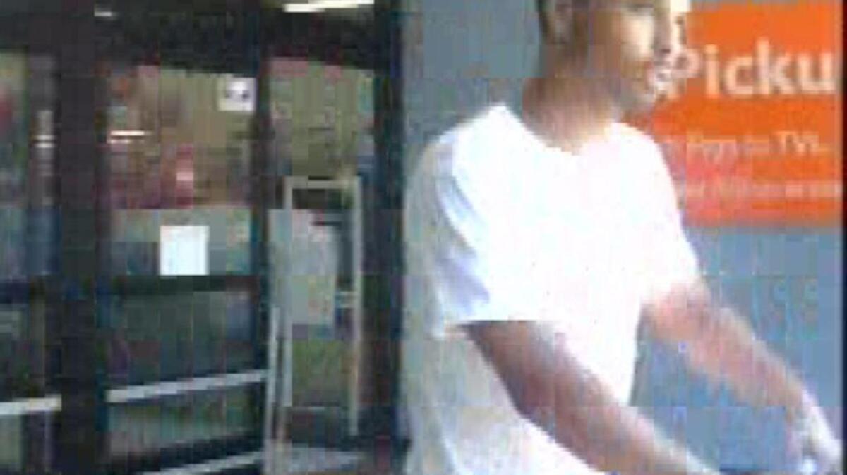 Sacramento County Sheriff’s detectives are seeking the public’s assistance in identifying this man, who is wanted in connection of a robbery outside a Rosemont home.