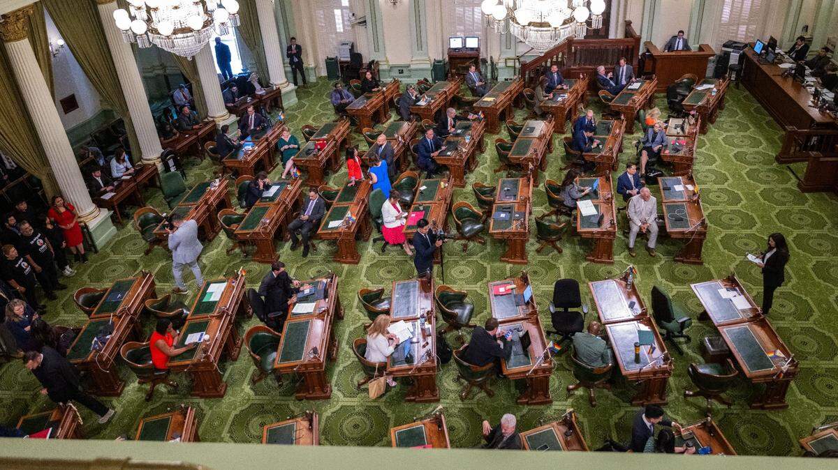 Assemblywoman Sabrina Cervantes, D-Riverside, reads a resolution on the Assembly floor in June.
