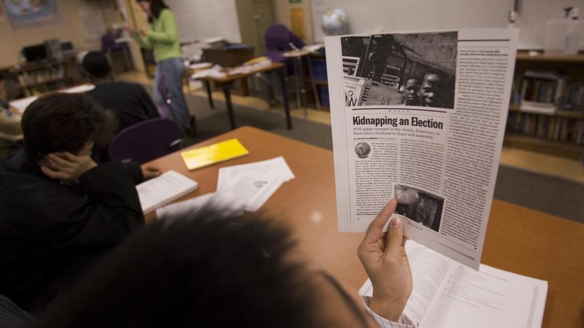 A student prepares for a test at Sacramento New Technology High School in 2006. The school has amassed a $650,000 deficit, triggering a recommendation to trustees to deny charter renewal at the school board’s Thursday night meeting.