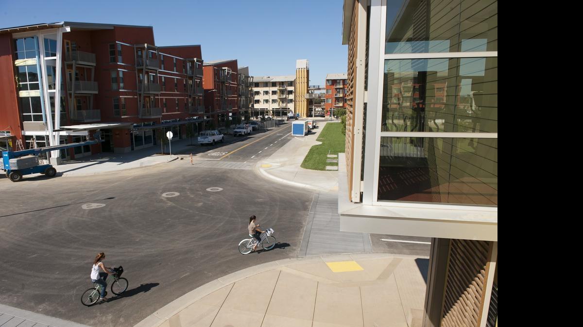 Nearly 3,000 students transferred to UC Davis from community colleges last fall.