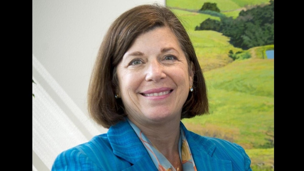 Cheryl Dell served in leadership roles with California’s three Bee newspapers, including as president and publisher of The Sacramento Bee from 2008 to 2017.