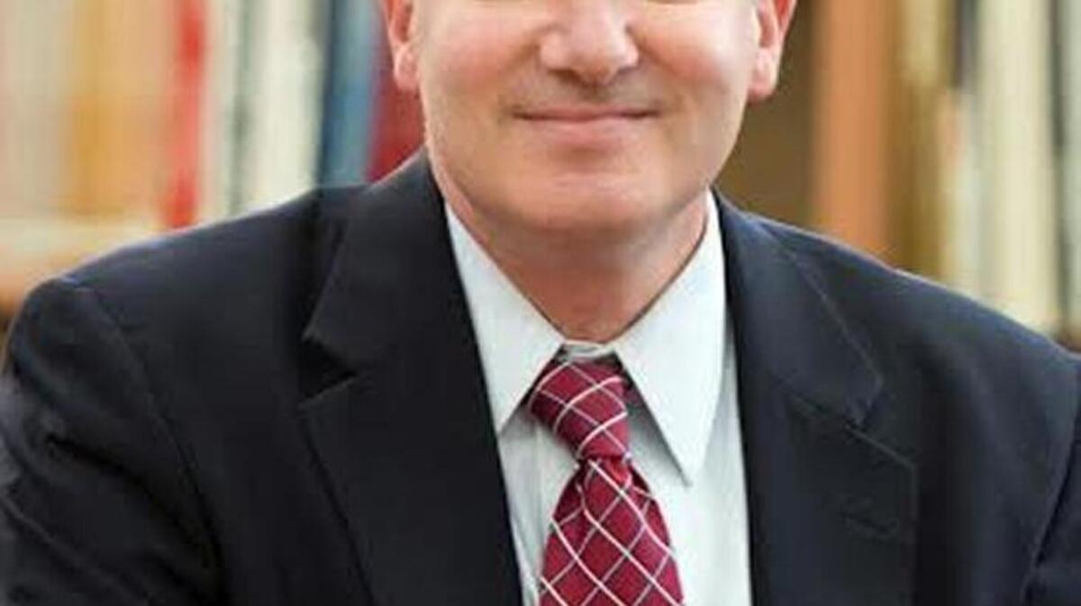 Lee Thomsen, headmaster