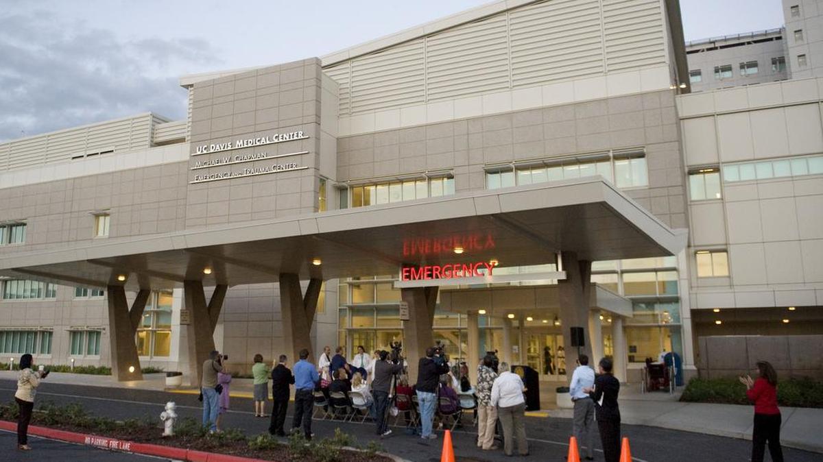 
Sacramento County ranked low in California’sgeneral hospital readmission and inpatient bed day rates. About 10 percent of patients were readmitted to the hospital after an initial stay, regardless of cause. 
