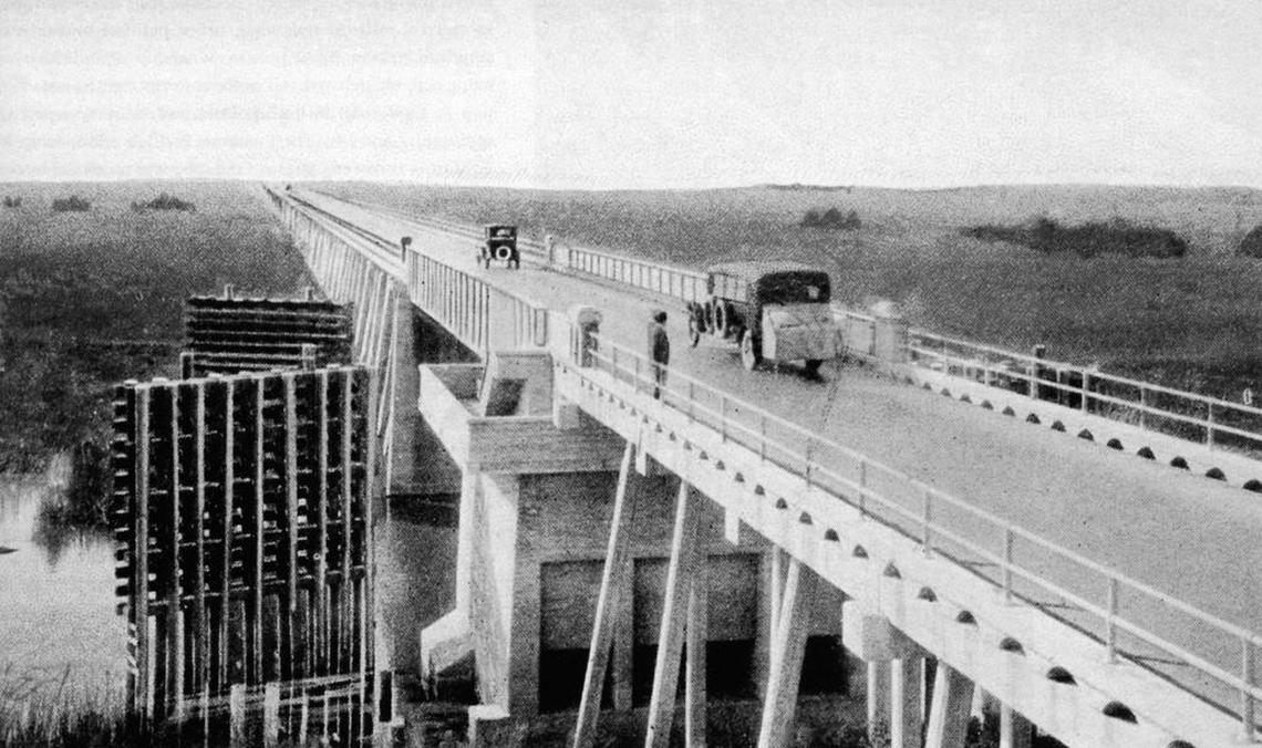 The causeway over the Yolo basin was completed in 1916.