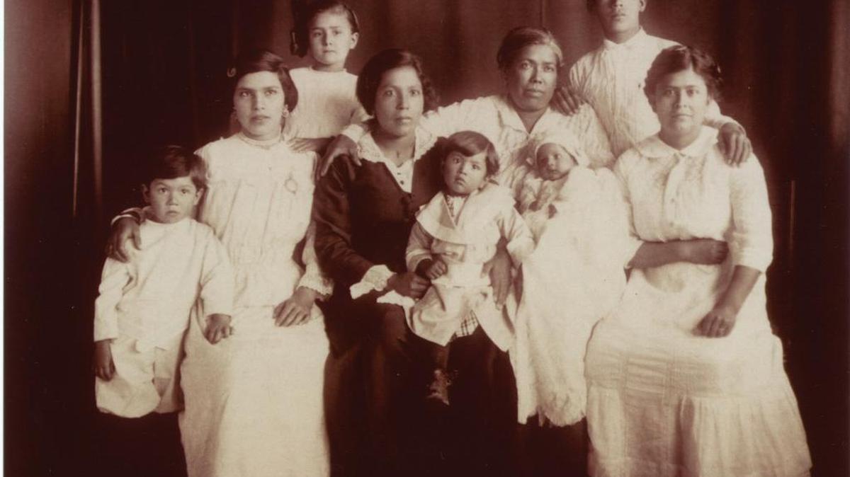 Marty Puentes’ grandfather, far left, is shown with his mother, Virginia Diaz, and her mother, Antonia Santa Maria. The photo was taken about 1916.