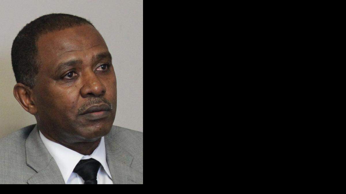 
Alleging years of intense harassment and retaliation, Muslim correctional officer Elsiddig Elhindi has filed a federal civil rights lawsuit against the California Department of Corrections and Rehabilitation.
