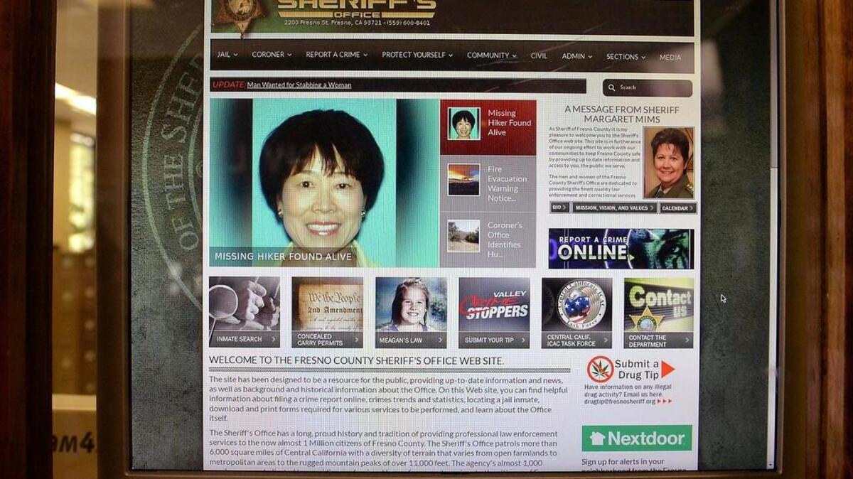 
A computer screen in the front lobby of the Fresno County Sheriff’s Office announces the successful rescue of missing hiker, Miyuki Harwood, 62, of Folsom, in Fresno, California on August 29, 2015. Search and rescue workers found Harwood, injured but alive, 19 miles east of Courtright Reservoir, a remote area of the Sierra Nevada mountains, at 9 a.m. Saturday.
