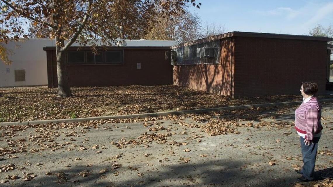 Sacramento refuses to clean lead-tainted lawns near gun range, says airport is to blame
