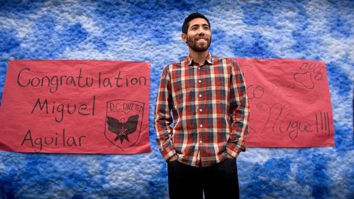 Miguel Aguilar visits his alma mater Encina High School to speak to students in January 2015. Hector Amezcua hamezcua@sacbee.com