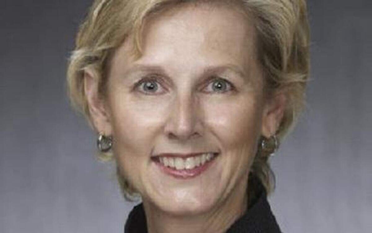 
Heather L. Fagundes was vice president for human resources at The McClatchy Co..
