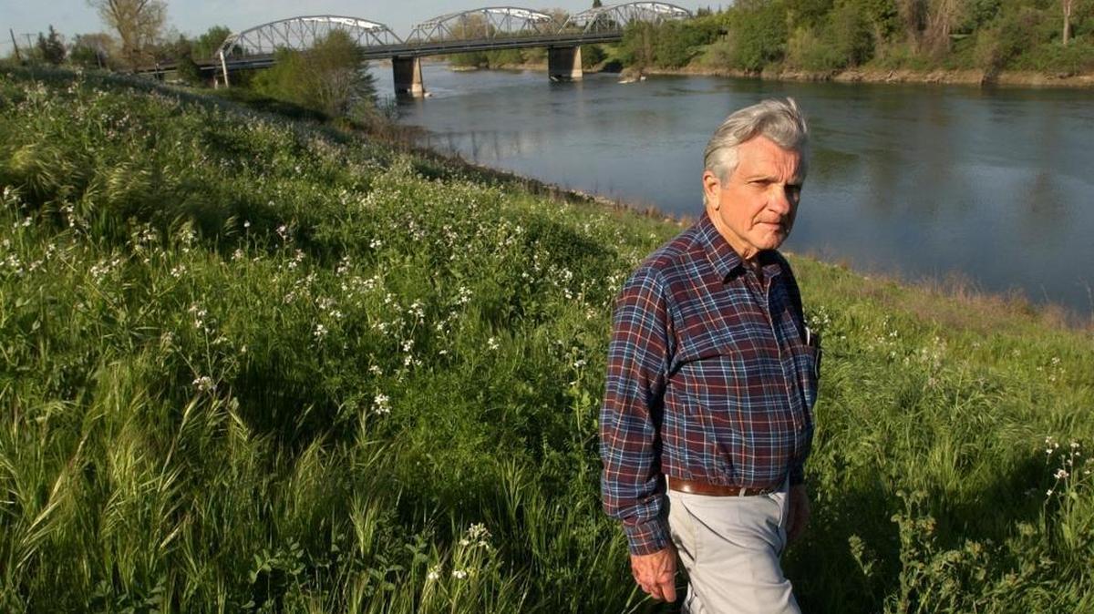 Frank Cirill, shown in 2004 along the American River, “ran on the parkway 20 miles a week until he was 86, and then he continued walking,” his daughter, Lisa Cirill, said. Frank Cirill died Saturday, Jan. 7, 2017, at age 94.