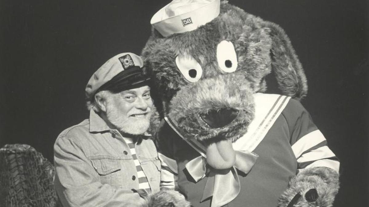Mitch Agruss as Cap’n Mitch