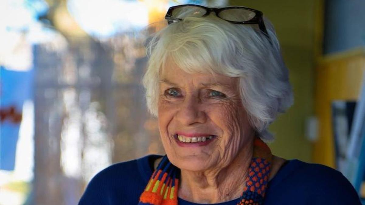Bev Bos