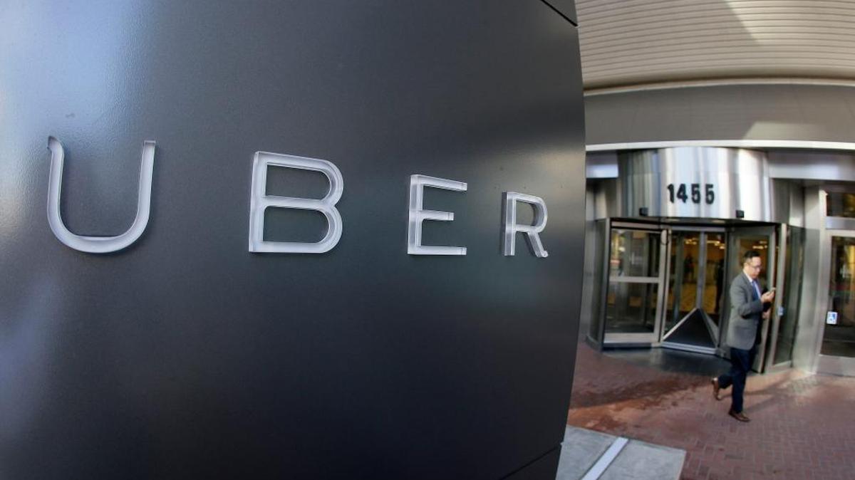 
The ridesharing company Uber, headquartered in San Francisco, has begun service to Sacramento’s airport and pays a small fee for each customer.
