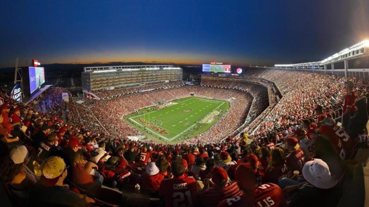The San Francisco 49ers play the Chicago Bears in the home opening game at Levi's Stadium Sunday September 14, 2014 in Santa Clara, Cailf.