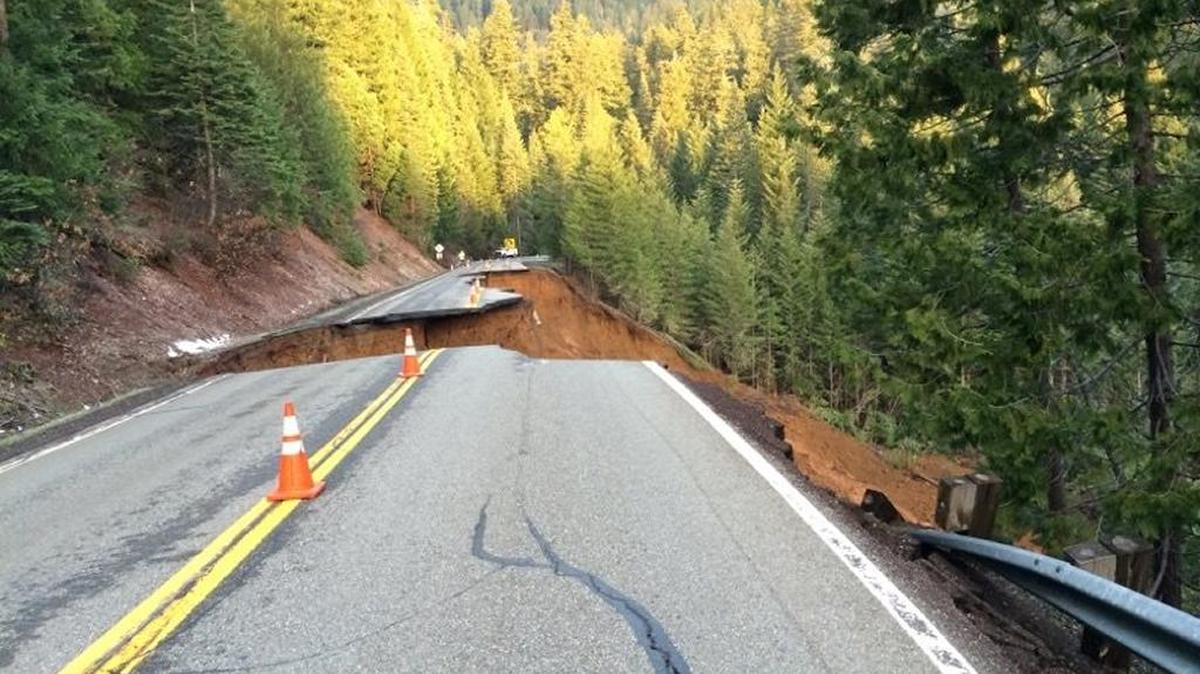 An entire section of both lanes of Highway 3, a key north-south road in Trinity and Siskiyou counties in northeastern California, fell away after heavy rains, leaving the road closed indefinitely, Caltrans reports..