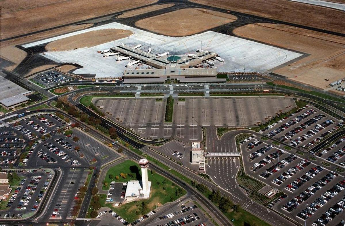An aerial view of Sacramento International Airport on Oct. 21, 1998, shows the then-new Terminal A.