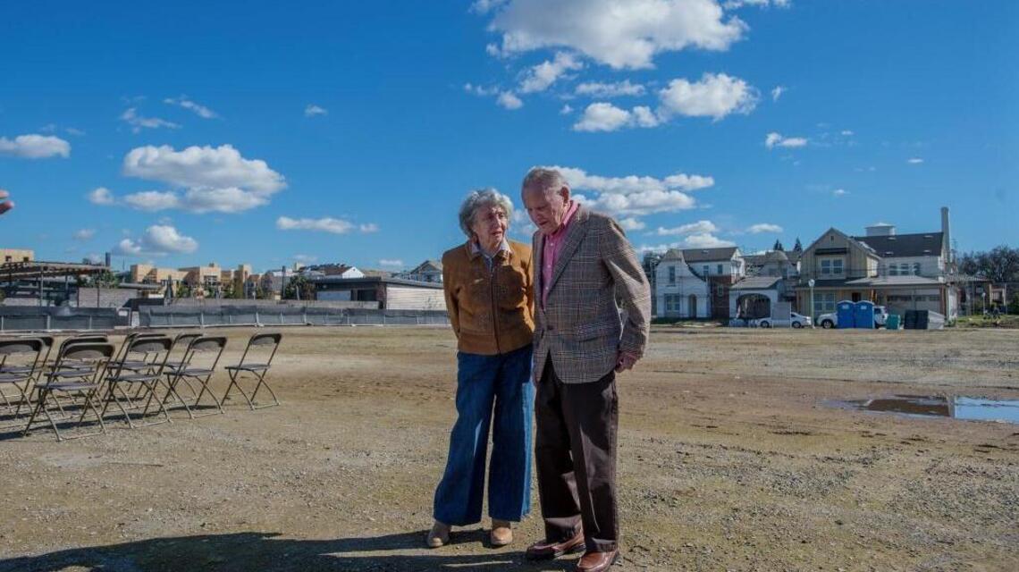 ‘Renaissance man’ Burnett Miller, former Sacramento mayor and community icon, dies at 95