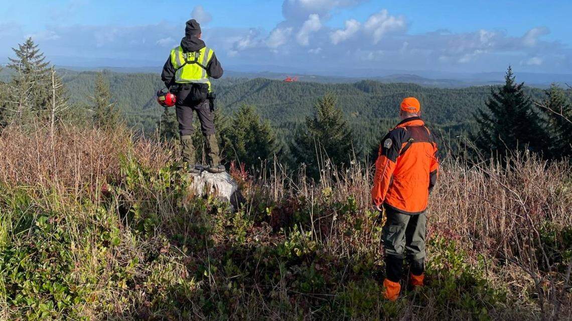 Rescue teams spent days searching for a missing 65-year-old mushroom picker in Oregon, deputies said.
