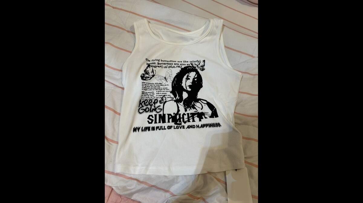 A photo of a replica tank top found along with the remains.