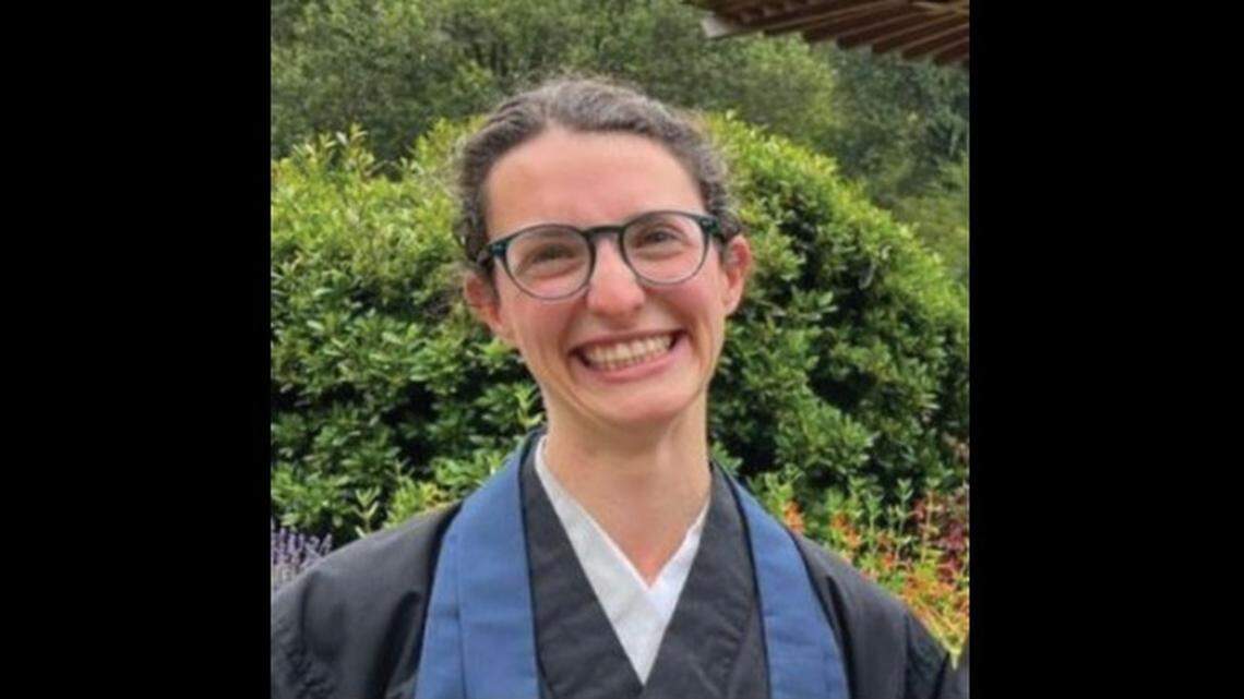 A 30-year-old woman was reported missing after she never returned from her day hike, California deputies say.