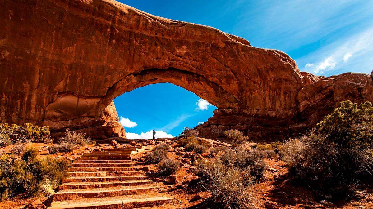 A hiker died while on the Windows Loop Trail at Arches National Park, officials said.