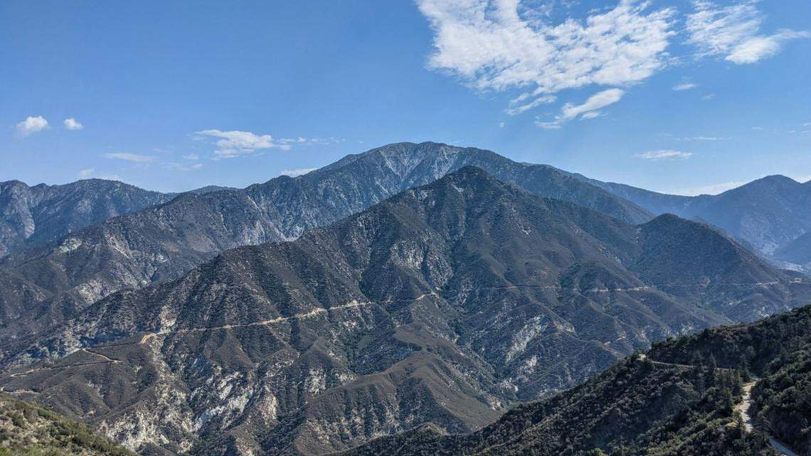 A man is accused of threatening multiple hikers in Mt. Baldy, deputies say.