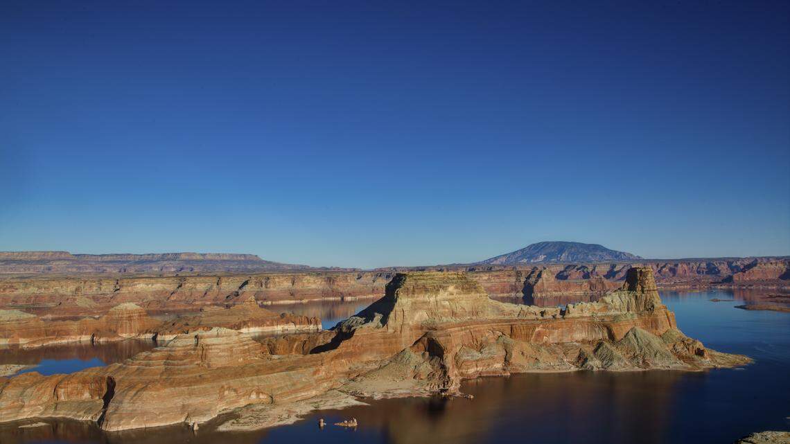 “Extremely rare” fossils were found at Lake Powell in the Navajo Sandstone in Utah, according to the National Park Service.