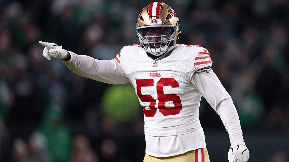 PHILADELPHIA, PENNSYLVANIA - JANUARY 11: Keion White #56 of the San Francisco 49ers celebrates after a play against the Philadelphia Eagles during the first quarter in the NFC Wild Card Playoff game at Lincoln Financial Field on January 11, 2026 in Philadelphia, Pennsylvania. (Photo by Elsa/Getty Images)