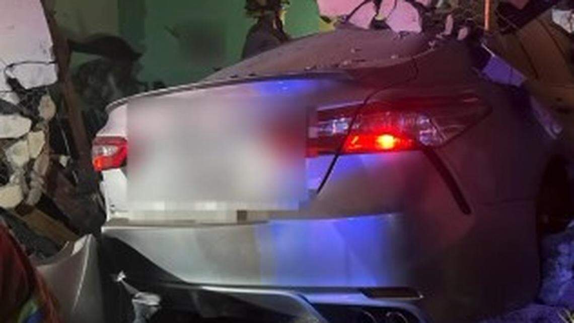 A drunk driving crash into a Garden Grove home trapped and killed a 40-year-old woman inside, California police say.