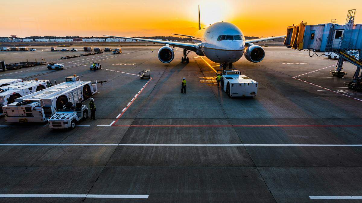 Millions of people are expected to travel by air over the Thanksgiving holiday weekend. Here’s what to know about traveling with Thanksgiving food.