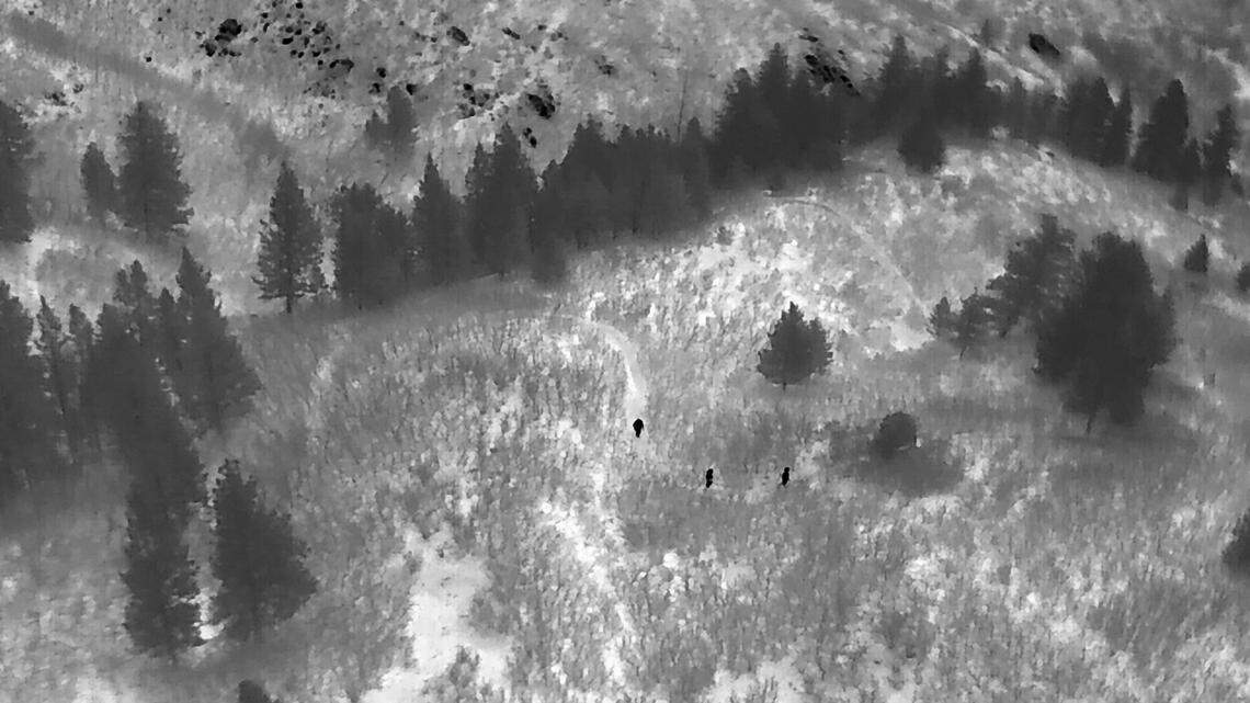 A pair of teenagers lost on a hike in Colorado were guided to safety with drones that broadcast their parents’ voices, rescuers said.