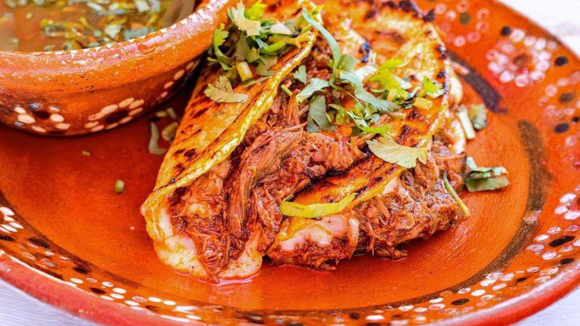 A small restaurant in Southern California serves up the best tacos in the state, a Yelp report says.